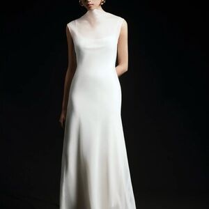 Huong Boutique Valentina Dress- NBW